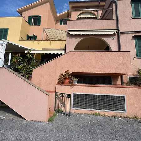 Borgo Ligure Apartamento *